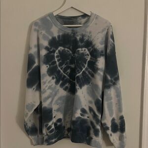 urban renewal tie dye heart crewneck
